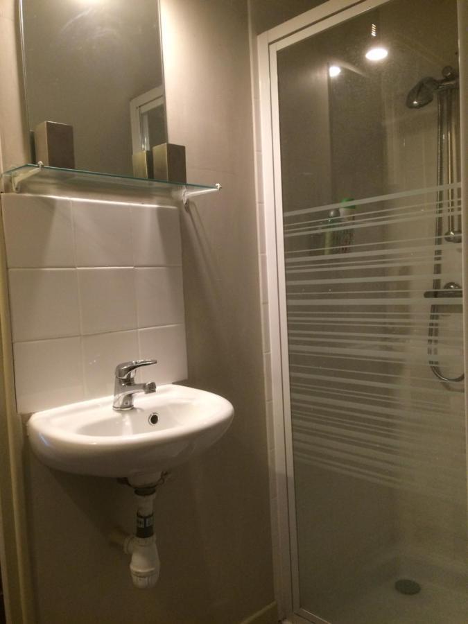 Bed and Breakfast 15 Rue Francois Bretagnolle Le Lonzac Экстерьер фото